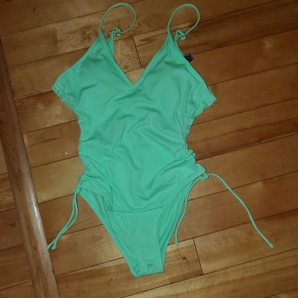 Ladies swim suit
